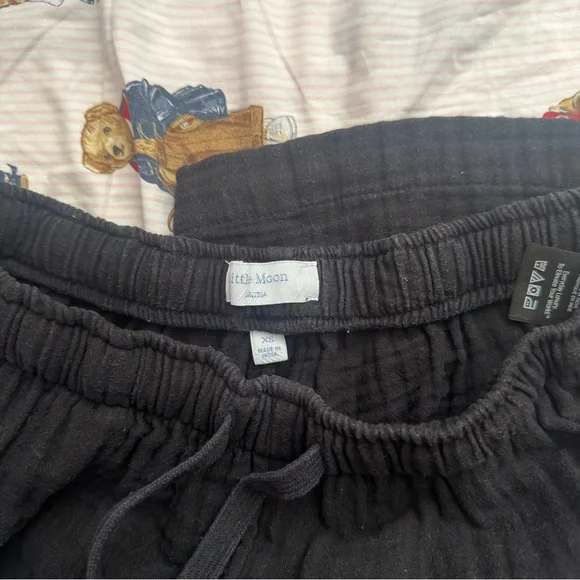 Aritzia Sail Pants - Picture 2 of 2